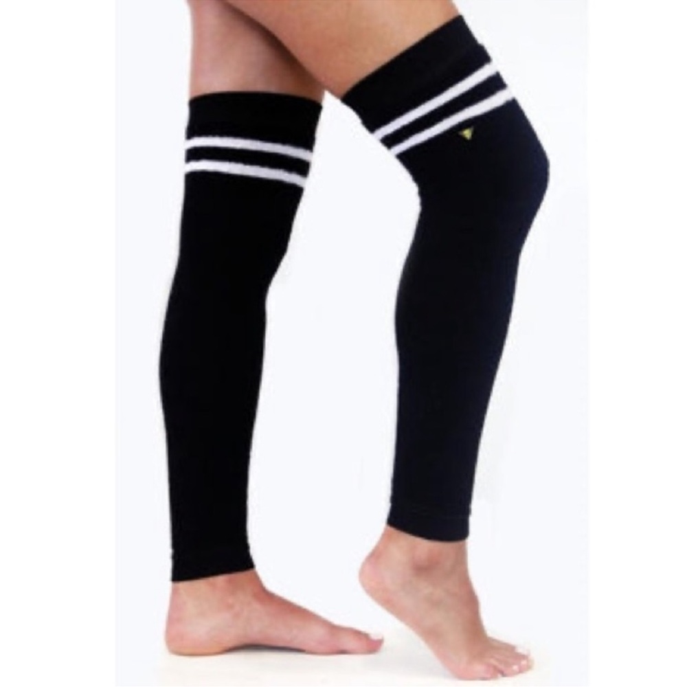 AREBESK CLASSIC TERRY LEG WARMERS BLACK WITH 2 WHITE STRIPES ONE SIZE NWOT
